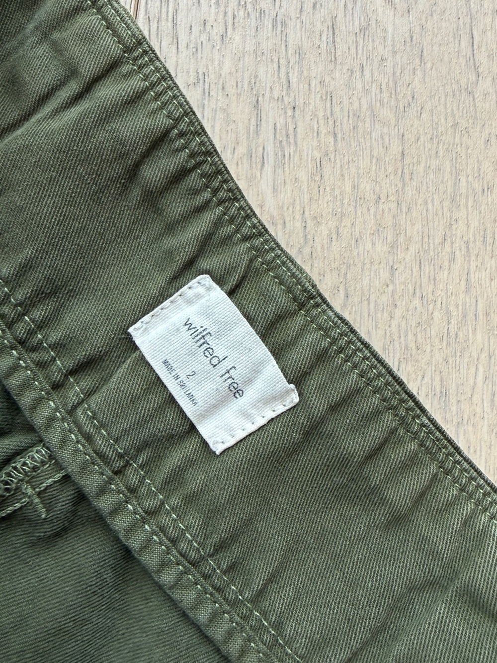 Aritzia Wilfred Free Nova High Waist Cargo Paperbag Pants in Olive Colour Size 2 - Picture 11 of 13
